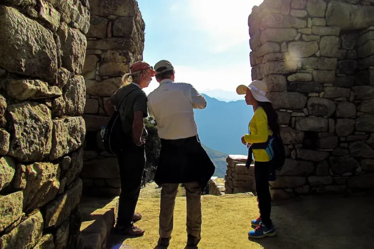 sun gate machu picchu - inti punku