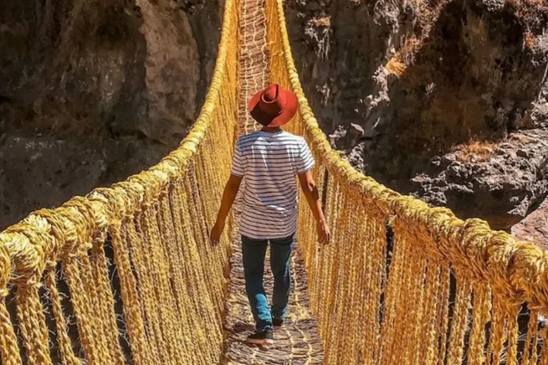 qeswachaca inca bridge